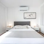 Luna Villa *