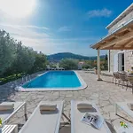 Villa Luna *